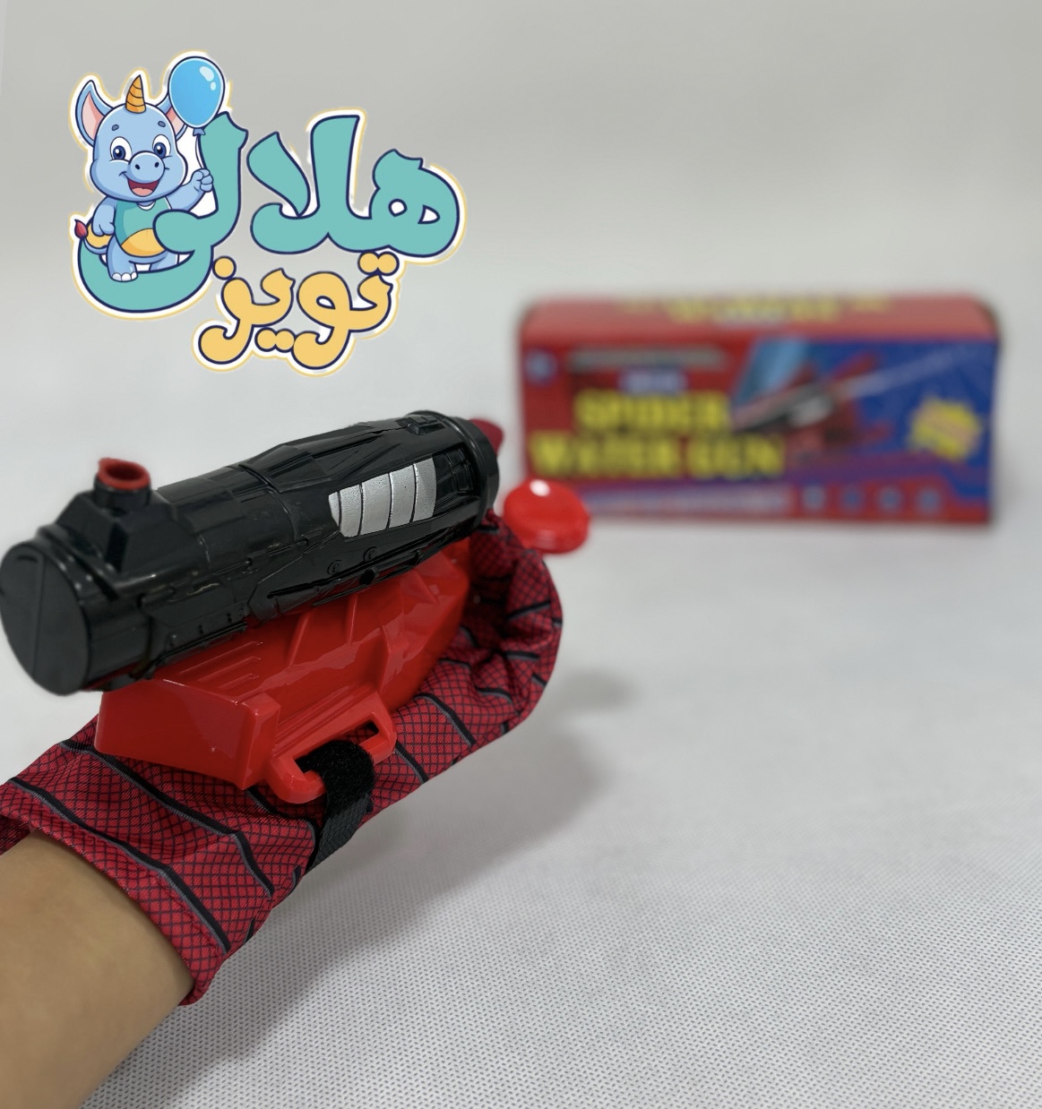دستکش مردعنکبوتی آبپاش
